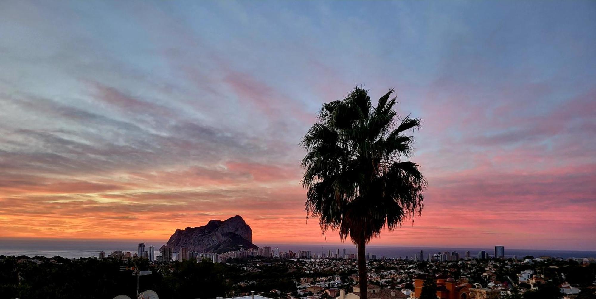 Casa Sunrise - Costa Blanca House With Rooftop, Swimming Pools And Panoramic Sea And Calpe Views Ngoại thất bức ảnh