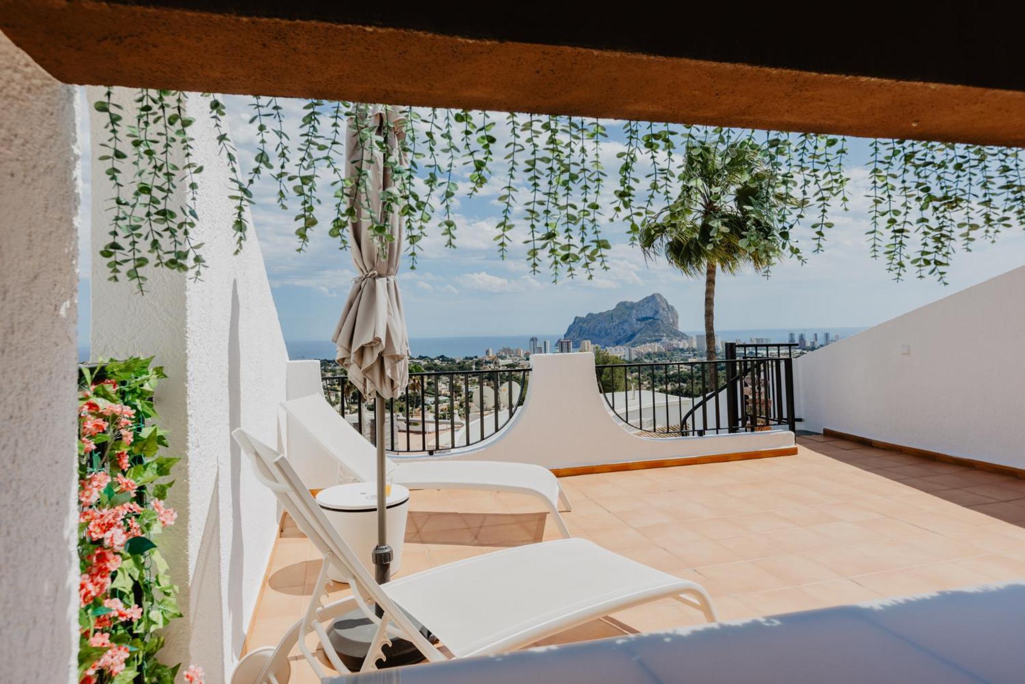 Casa Sunrise - Costa Blanca House With Rooftop, Swimming Pools And Panoramic Sea And Calpe Views Ngoại thất bức ảnh
